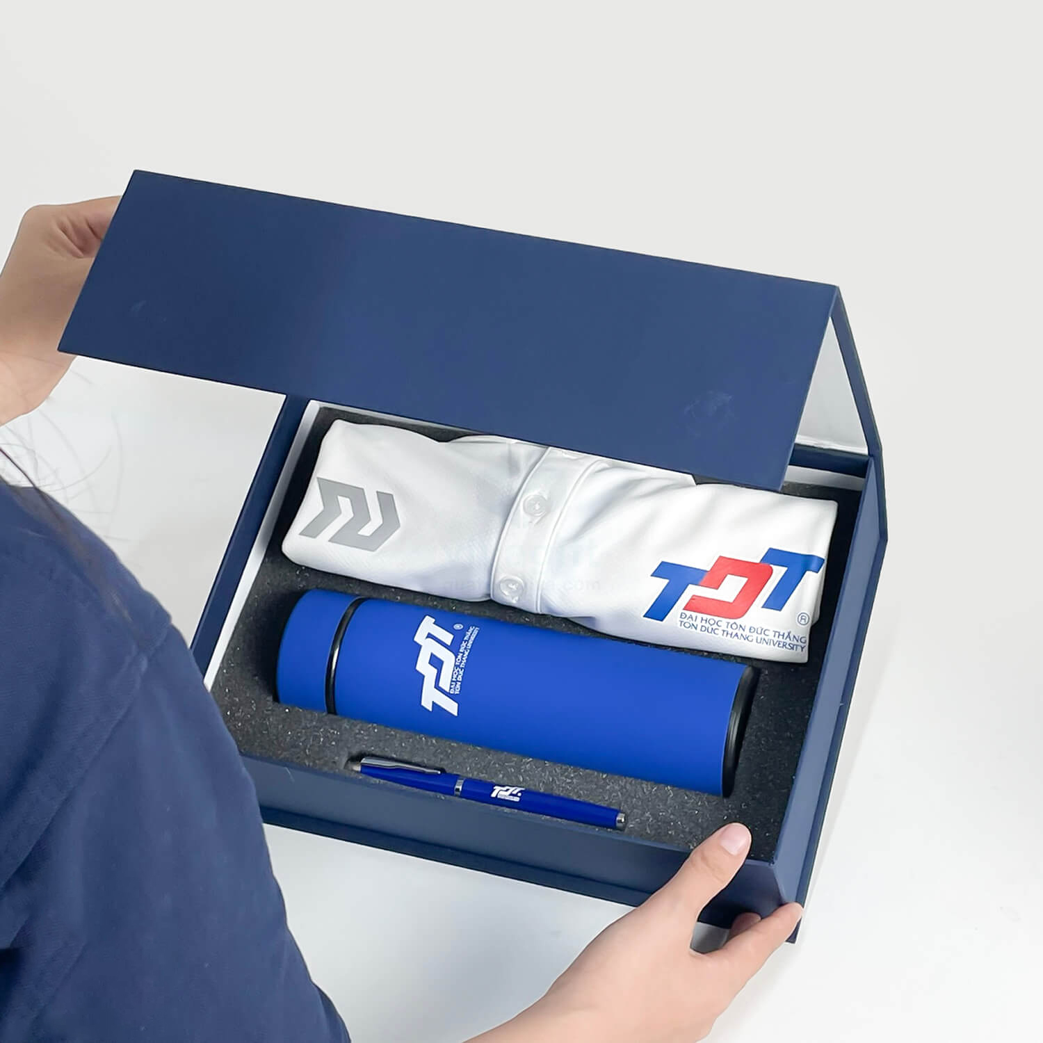 Hộp Âm Dương Nắp Gập Đựng Bình Life + Bút + Áo Thun HAD27